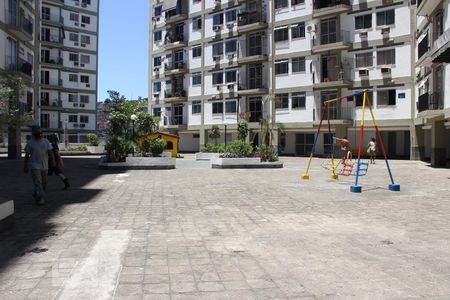 Apartamento para alugar com 60m², 2 quartos e 1 vagaarea comum