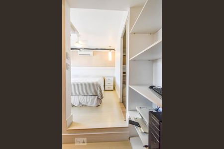 Acesso Suíte de apartamento à venda com 2 quartos, 50m² em Pinheiros, São Paulo