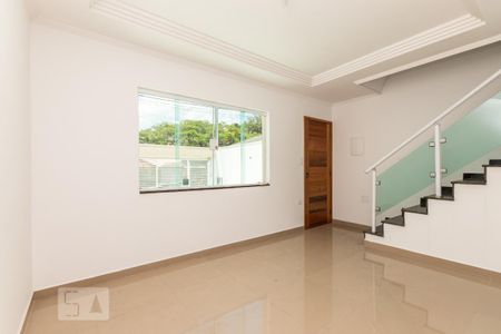 Casa para alugar com 3 quartos, 120m² em Jardim Danfer, São Paulo