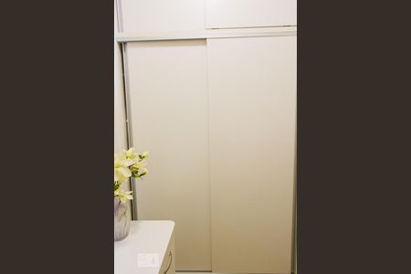 Apartamento à venda com 70m², 2 quartos e 1 vaga Apartamento à venda com 70m², 2 quartos e 1 vagaEscritório