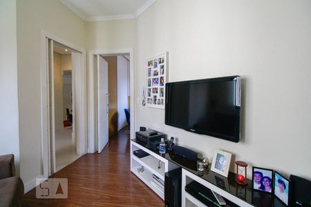 Apartamento para alugar com 200m², 3 quartos e 4 vagas Apartamento para alugar com 200m², 3 quartos e 4 vagasSala de TV