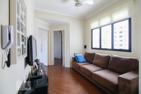 Sala de TV de apartamento para alugar com 3 quartos, 200m² em Vila Gomes Cardim, São Paulo