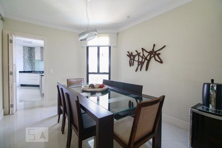Sala de apartamento para alugar com 3 quartos, 200m² em Vila Gomes Cardim, São Paulo