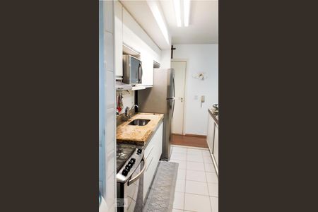 Apartamento à venda com 76m², 2 quartos e 2 vagasCozinha