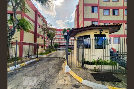 Fachada de apartamento à venda com 3 quartos, 67m² em Vila Constança, São Paulo