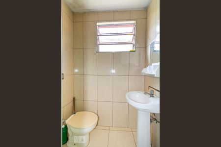 Banheiro de apartamento à venda com 3 quartos, 67m² em Vila Constança, São Paulo
