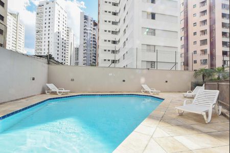 Apartamento à venda com 56m², 2 quartos e 1 vaga Apartamento à venda com 56m², 2 quartos e 1 vagaPiscina