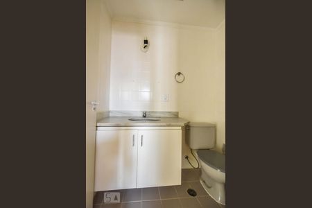 Apartamento à venda com 56m², 2 quartos e 1 vaga Apartamento à venda com 56m², 2 quartos e 1 vagaBanheiro