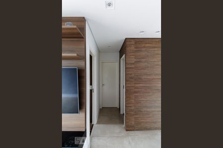 Corredor de apartamento para alugar com 2 quartos, 62m² em Vila Leonor, Guarulhos