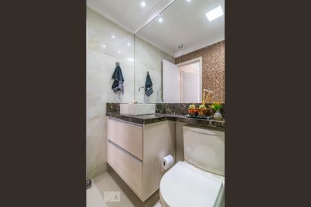 Apartamento à venda com 69m², 2 quartos e 1 vaga Apartamento à venda com 69m², 2 quartos e 1 vagaBanheiro da Suíte