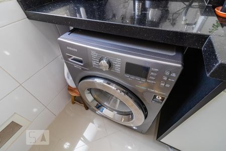 Apartamento à venda com 69m², 2 quartos e 1 vaga Apartamento à venda com 69m², 2 quartos e 1 vagaDetalhe da Área de Serviço