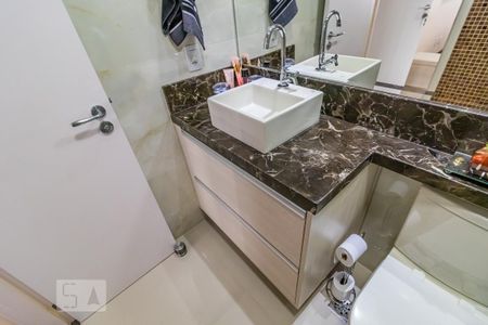 Apartamento à venda com 69m², 2 quartos e 1 vaga Apartamento à venda com 69m², 2 quartos e 1 vagaDetalhe do Banheiro da Suíte