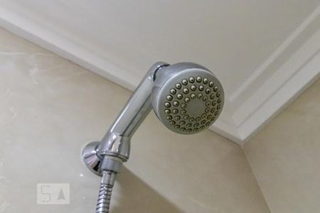 Apartamento à venda com 69m², 2 quartos e 1 vaga Apartamento à venda com 69m², 2 quartos e 1 vagaDetalhe do Banheiro do Corredor