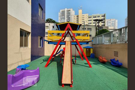 Apartamento à venda com 68m², 2 quartos e 2 vagas Apartamento à venda com 68m², 2 quartos e 2 vagasPlayground