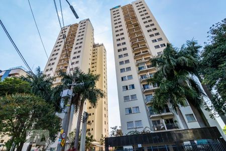 Apartamento à venda com 58m², 2 quartos e 1 vagaFachada