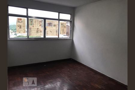 Sala de apartamento à venda com 3 quartos, 61m² em Fátima, Niterói