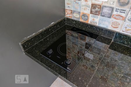 Casa à venda com 215m², 3 quartos e 2 vagasFundos (Cobertura) - Churrasqueira