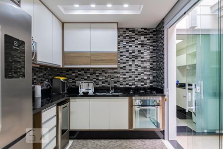 Casa à venda com 215m², 3 quartos e 2 vagas1o. Andar - Cozinha