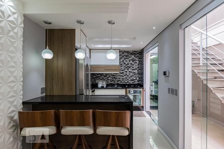 Casa à venda com 215m², 3 quartos e 2 vagas1o. Andar - Cozinha