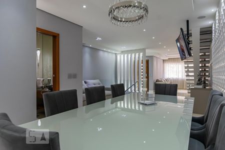 1o. Andar - Sala de casa à venda com 3 quartos, 215m² em Cambuci, São Paulo