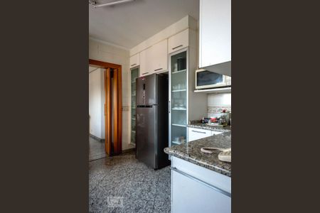 Apartamento à venda com 187m², 3 quartos e 3 vagas Apartamento à venda com 187m², 3 quartos e 3 vagasCozinha