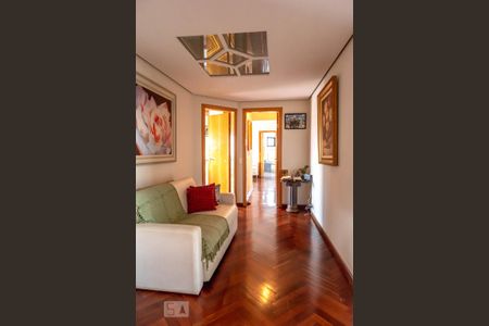 Apartamento à venda com 187m², 3 quartos e 3 vagas Apartamento à venda com 187m², 3 quartos e 3 vagasHall