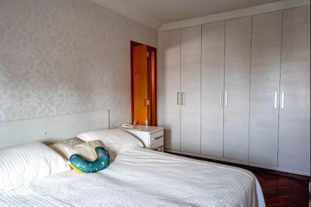 Apartamento à venda com 187m², 3 quartos e 3 vagas Apartamento à venda com 187m², 3 quartos e 3 vagasSuíte 1