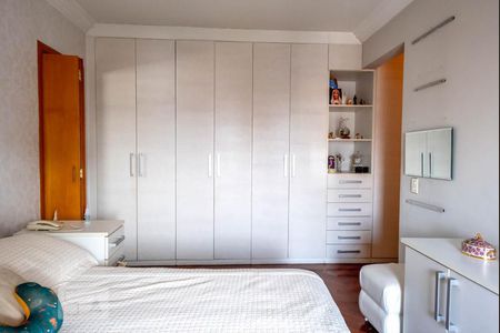Apartamento à venda com 187m², 3 quartos e 3 vagas Apartamento à venda com 187m², 3 quartos e 3 vagasSuíte 1