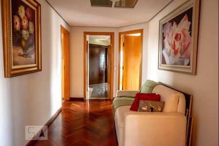 Apartamento à venda com 187m², 3 quartos e 3 vagas Apartamento à venda com 187m², 3 quartos e 3 vagasHall