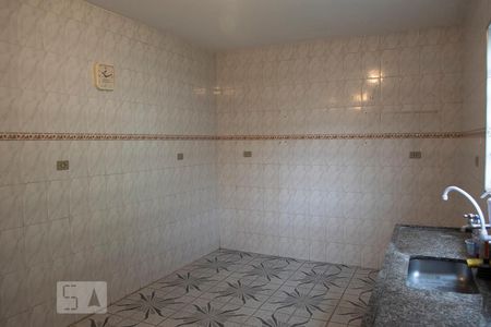 Casa para alugar com 75m², 2 quartos e sem vagaCOZINHA