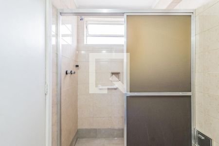 Banheiro da Suite de apartamento para alugar com 3 quartos, 108m² em Floresta, Porto Alegre