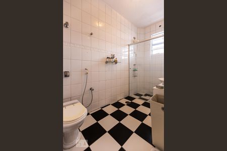 Banheiro de apartamento à venda com 1 quarto, 63m² em Pacaembu, São Paulo