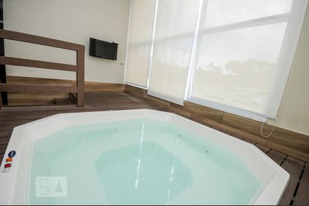 Apartamento para alugar com 68m², 2 quartos e 1 vagaÁrea Comum