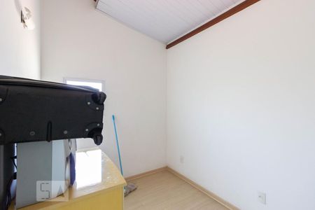 Casa à venda com 275m², 5 quartos e 6 vagasQuarto de Serviço