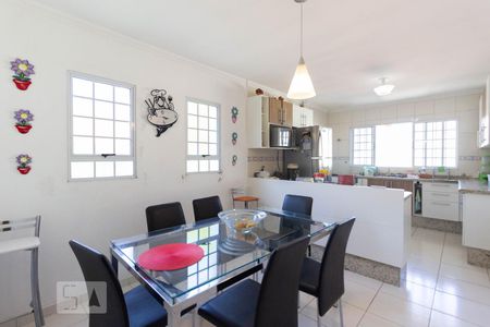 Sala de Jantar de casa à venda com 5 quartos, 275m² em Vila Cruz das Almas, São Paulo