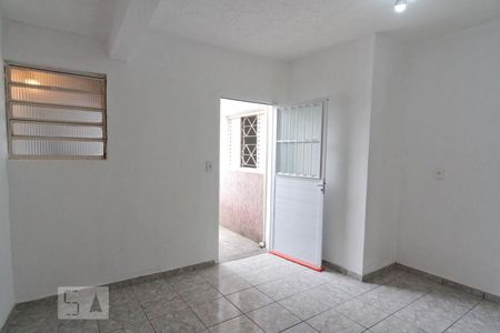 Casa para alugar com 130m², 2 quartos e sem vagaCopa