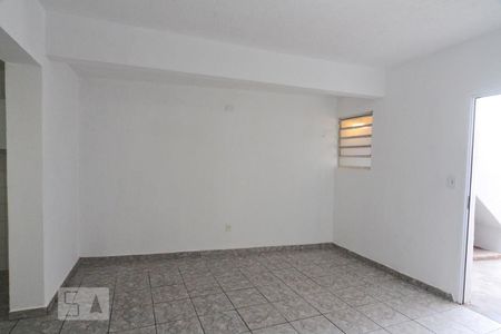 Casa para alugar com 130m², 2 quartos e sem vagaCopa