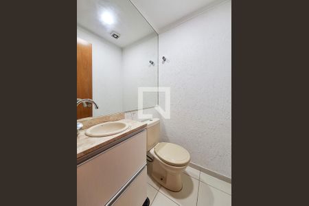 Lavabo de apartamento para alugar com 3 quartos, 130m² em Santana, São Paulo