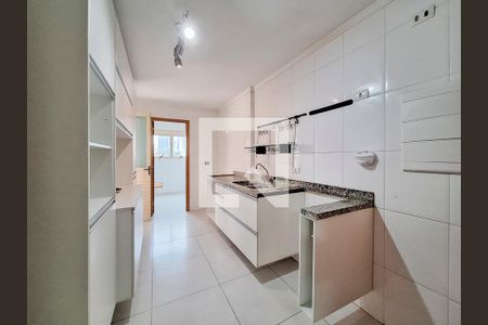 Apartamento para alugar com 130m², 3 quartos e 2 vagas Apartamento para alugar com 130m², 3 quartos e 2 vagasCozinha