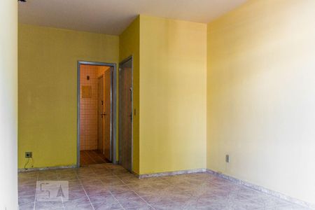 Sala de apartamento para alugar com 2 quartos, 79m² em Jardim Carioca, Rio de Janeiro