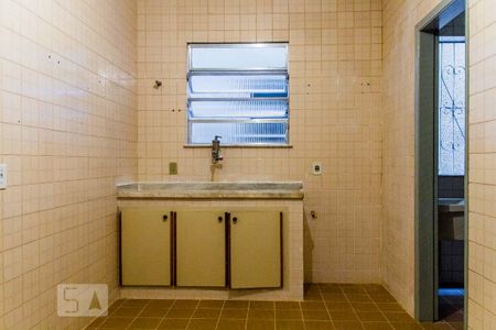 Cozinha de apartamento para alugar com 2 quartos, 79m² em Jardim Carioca, Rio de Janeiro