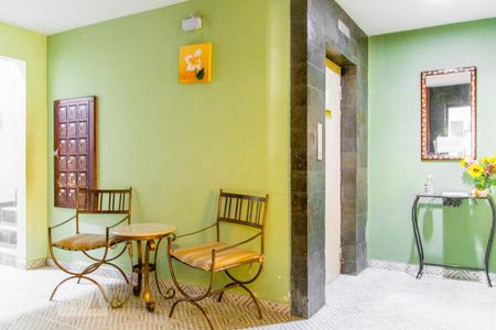 Hall de Entrada de apartamento para alugar com 2 quartos, 79m² em Jardim Carioca, Rio de Janeiro