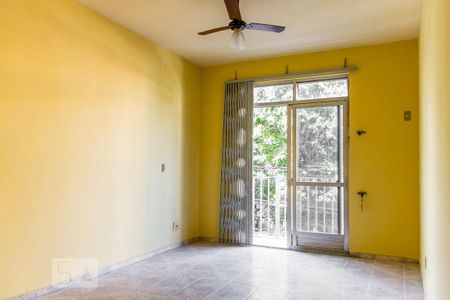 Sala de apartamento para alugar com 2 quartos, 79m² em Jardim Carioca, Rio de Janeiro