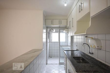 Apartamento para alugar com 55m², 2 quartos e 2 vagasCozinha