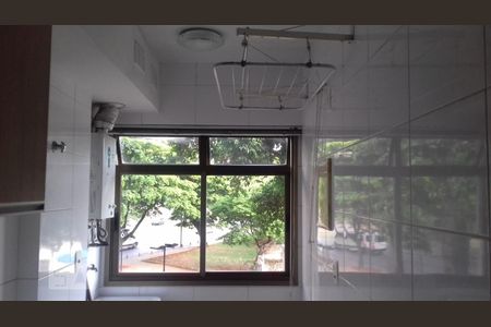 Apartamento para alugar com 77m², 3 quartos e 1 vagaÁrea de Serviço