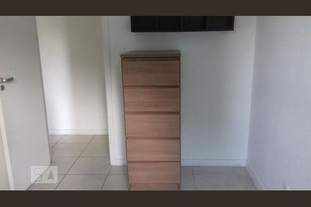 Apartamento para alugar com 77m², 3 quartos e 1 vagaQuarto 2