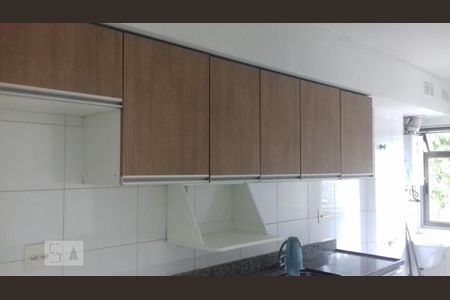 Apartamento para alugar com 77m², 3 quartos e 1 vagaCozinha