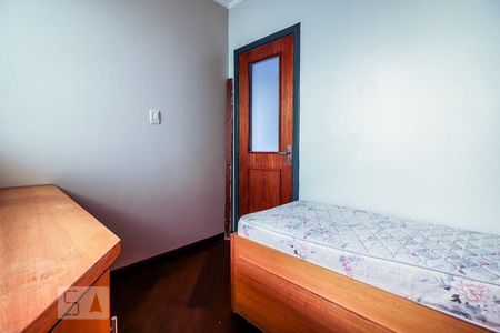 Quarto 3 de apartamento para alugar com 3 quartos, 94m² em Medianeira, Porto Alegre