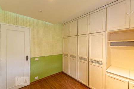 Quarto 2 de apartamento para alugar com 3 quartos, 130m² em Icaraí, Niterói