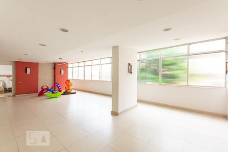 Apartamento para alugar com 130m², 3 quartos e 1 vagaÁrea Comum - Playground